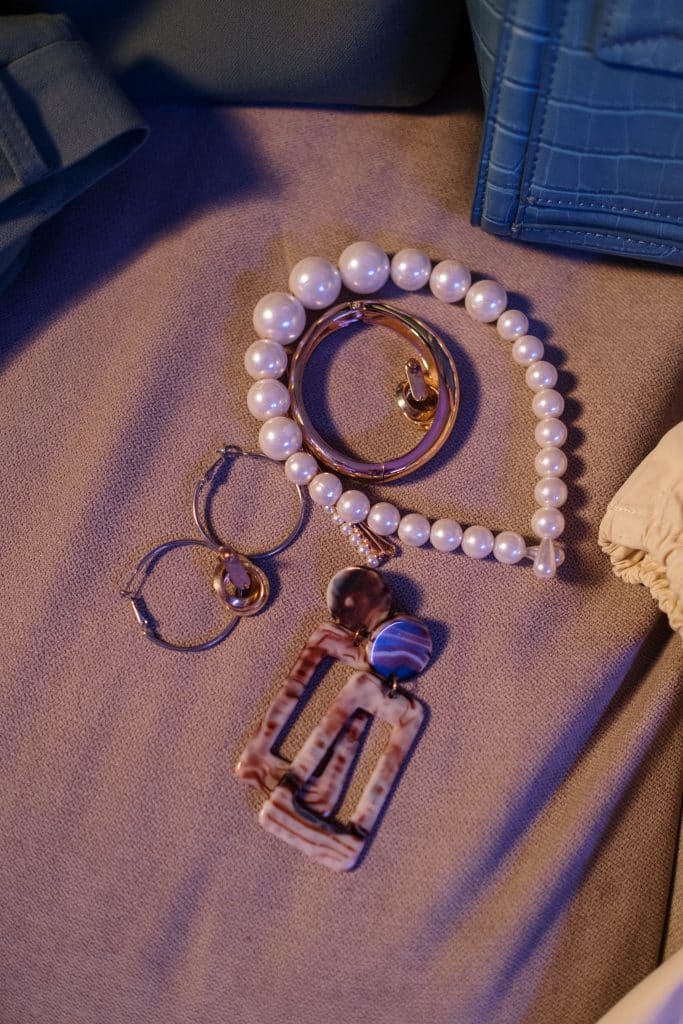 25 Creative Things You Can Do With Old Jewelry | AU Precious Metals